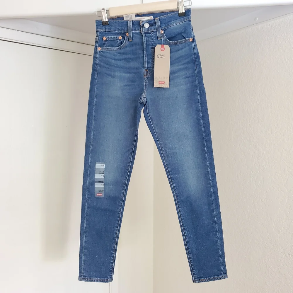 Levi's WEDGIE Skinny High Rise Jeans Size  26